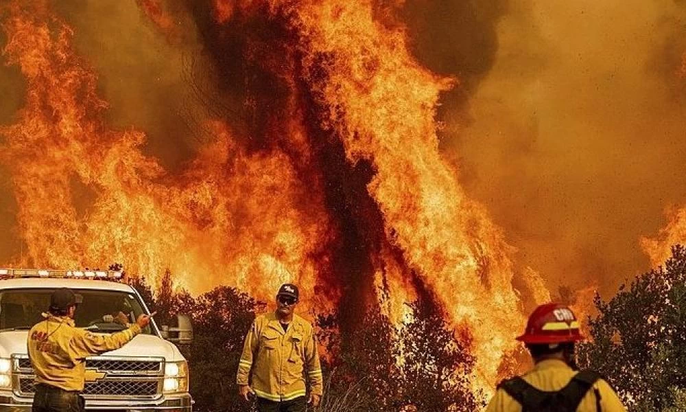 ΗΠΑ - Στο έλεος φονικών πυρκαγιών η Δυτική Ακτή: 26 νεκροί & δεκάδες αγνοούμενοι